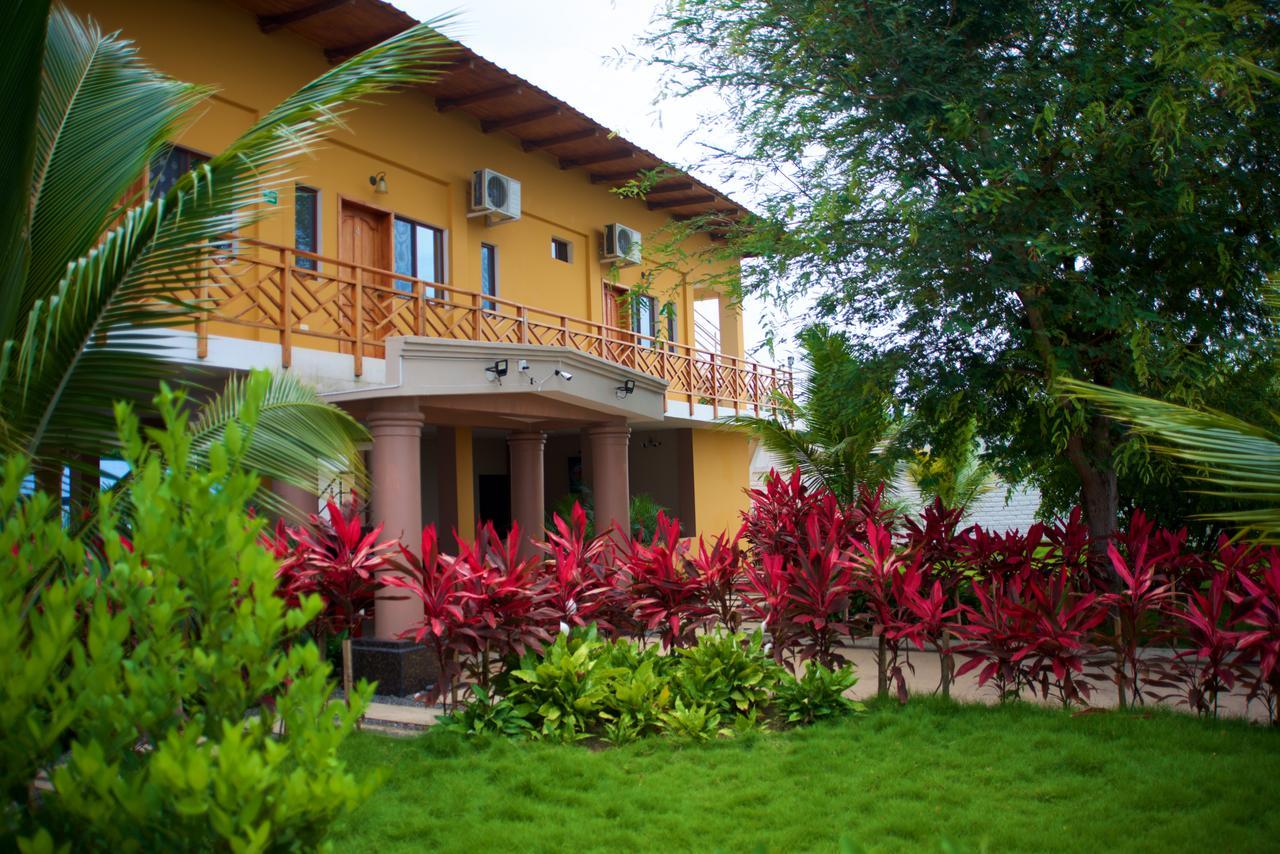 Hotel Soberao Esmeraldas Exterior foto